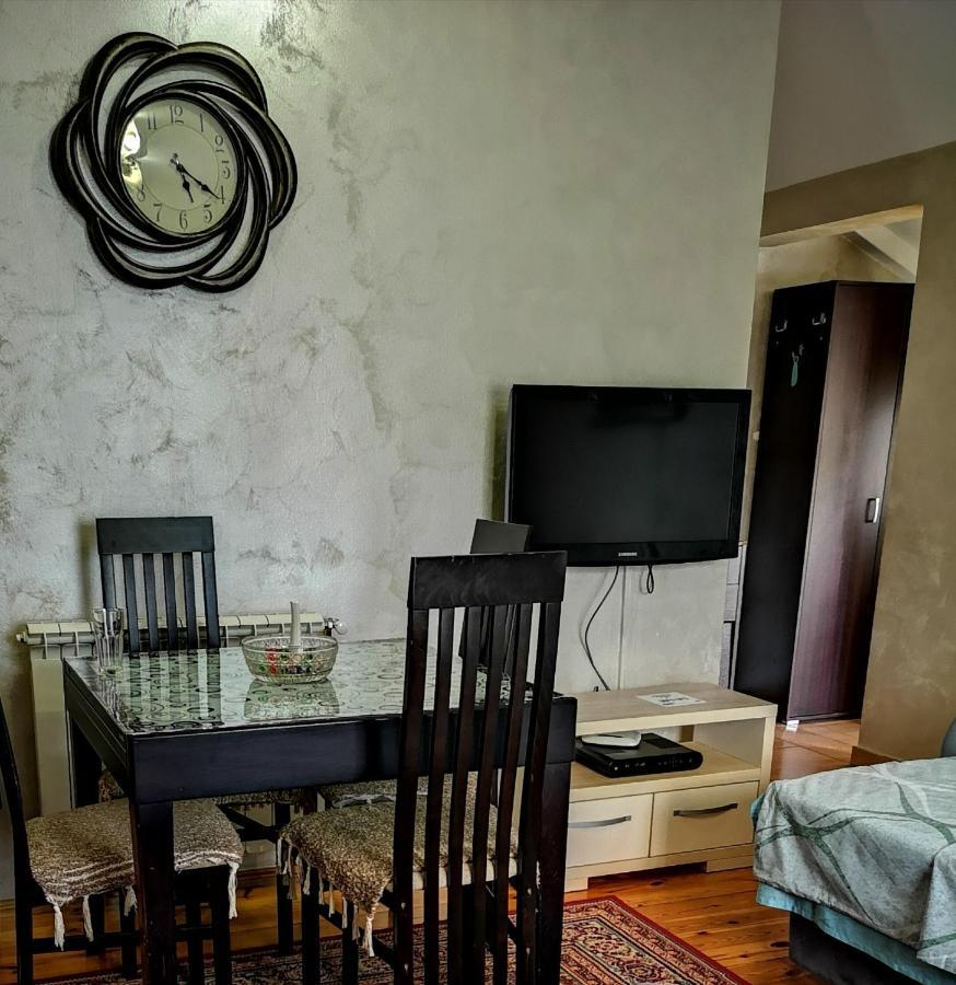 Apartamento Apartman Sunny Cetinje Exterior foto